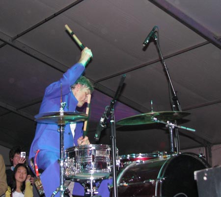 0408 drumming with style