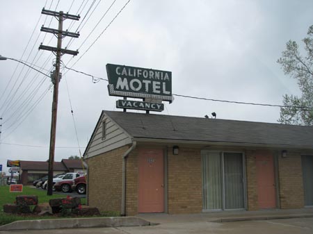 IMG_1266 welcome to motel california